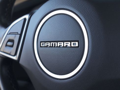 Used 2020 Chevrolet Camaro LT image 26