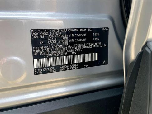 Used 2025 Toyota RAV4 LE FWD image 33