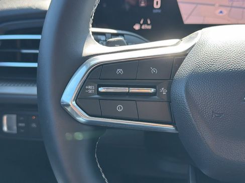 New 2026 Chevrolet Traverse LT w/ Midnight/Sport Edition FWD image 16