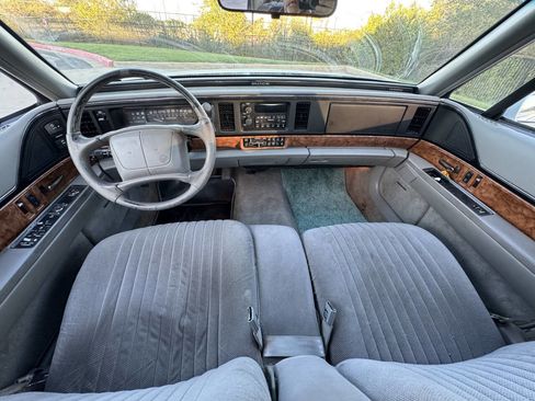 Used 1995 Buick Le Sabre Custom image 11
