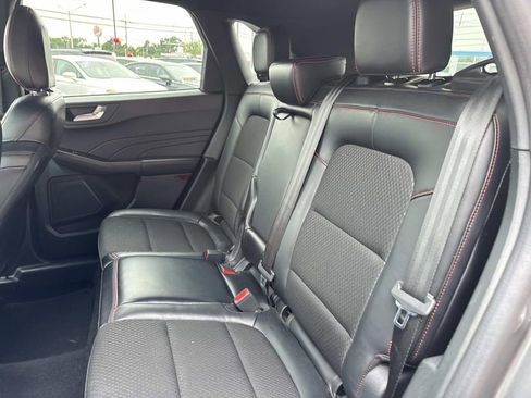Used 2025 Ford Escape ST-Line FWD image 17