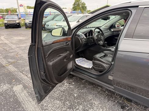 Used 2012 Cadillac SRX Luxury w/ LPO, Protection Package FWD image 9