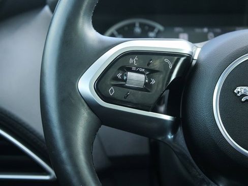 Used 2020 Jaguar XE S image 26