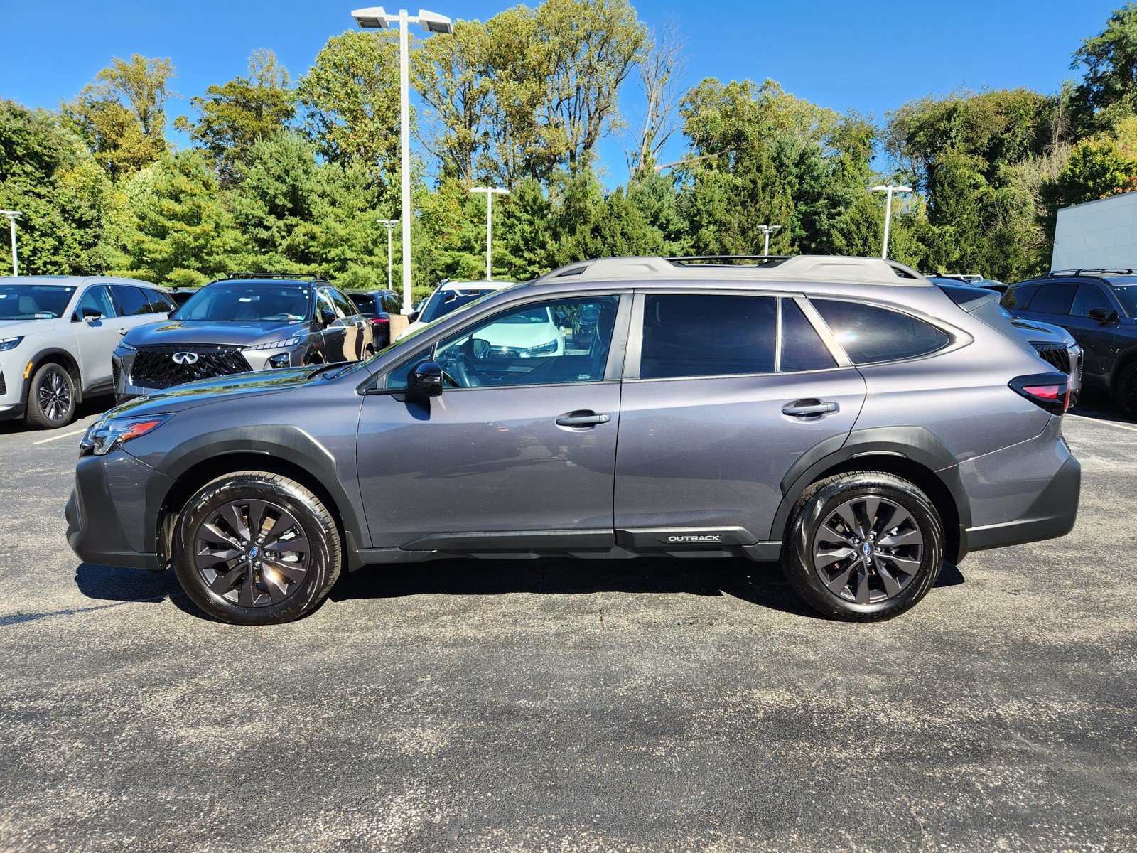 Used 2025 Subaru Outback Onyx Edition XT AWD/4WD image 5