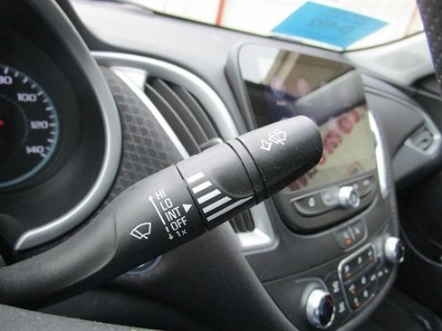 Used 2024 Chevrolet Malibu LT image 24