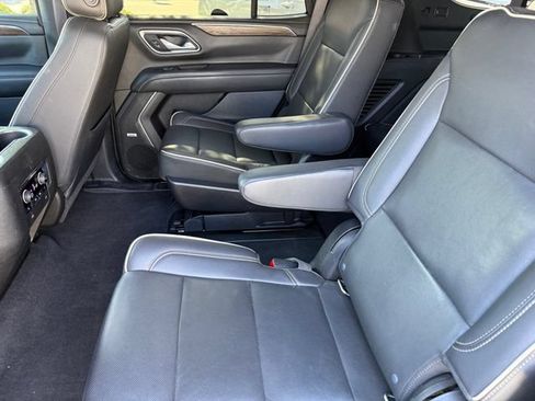 Used 2021 Chevrolet Tahoe Premier w/ Premium Package AWD/4WD image 26