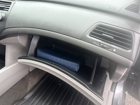 Used 2010 Honda Accord LX image 24