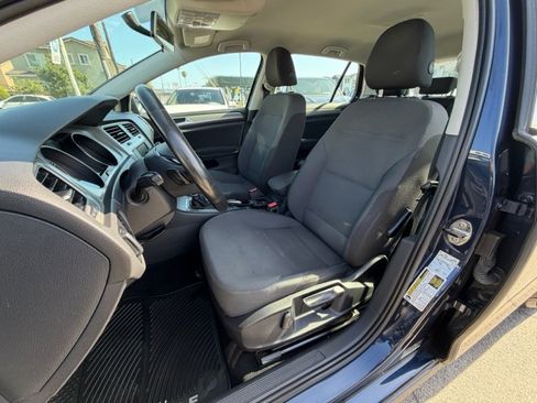 Used 2016 Volkswagen Golf SE FWD image 12