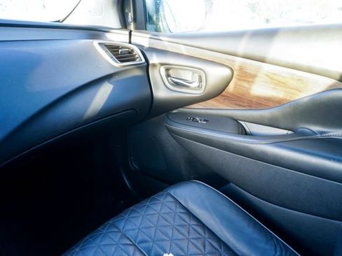 Used 2020 Nissan Murano Platinum image 31