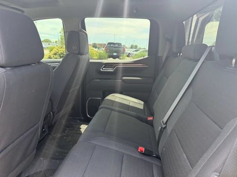 Used 2025 Chevrolet Silverado 1500 LT AWD/4WD image 6