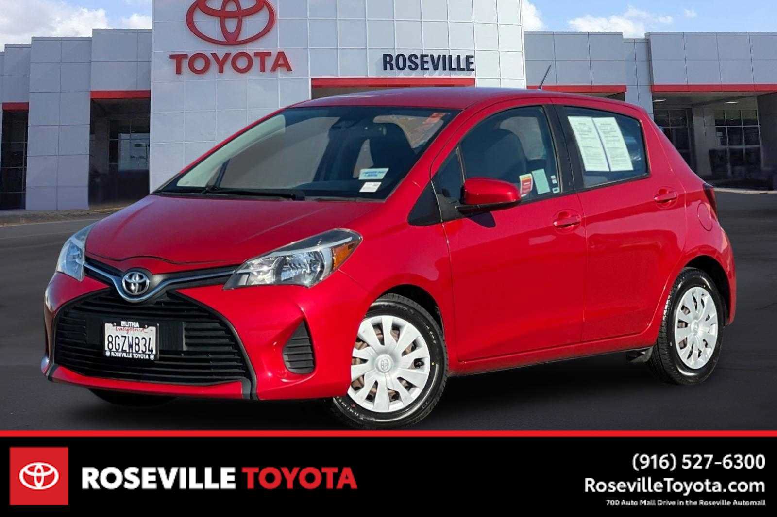 Used 2017 Toyota Yaris L w/ Carpet Mat Package FWD image 1