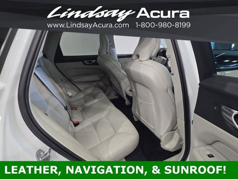 Used 2024 Volvo XC60 B5 Plus image 8