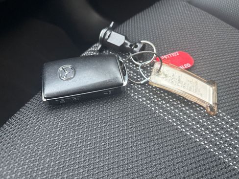 Used 2025 MAZDA CX-50 AWD 2.5 S w/ Select Package image 21