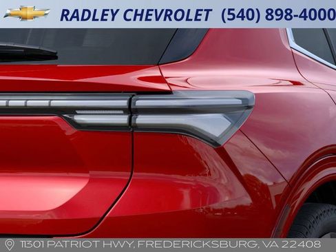 New 2025 Chevrolet Equinox EV LT w/ Convenience Package II image 11