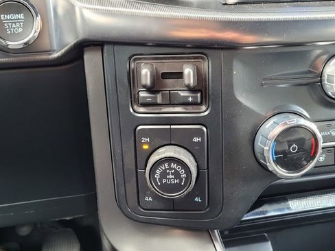 New 2025 Ford F150 Lariat w/ Equipment Group 501A Mid image 44