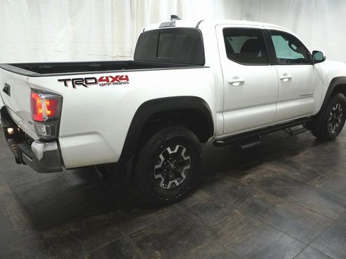 Certified 2023 Toyota Tacoma TRD Off-Road image 4