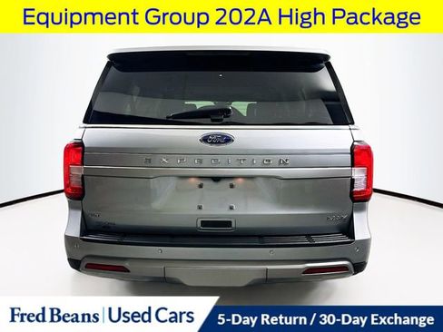 Used 2022 Ford Expedition Max XLT image 8