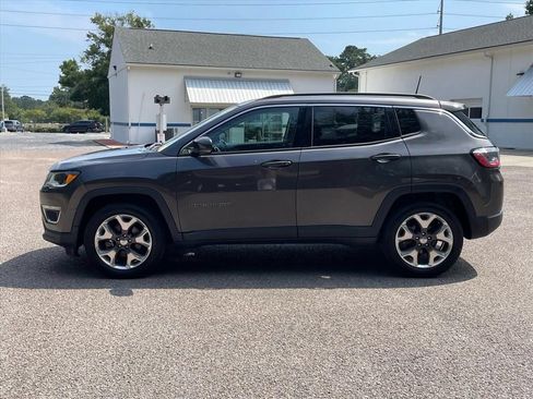 Used 2018 Jeep Compass Limited w/ Navigation Group FWD image 29