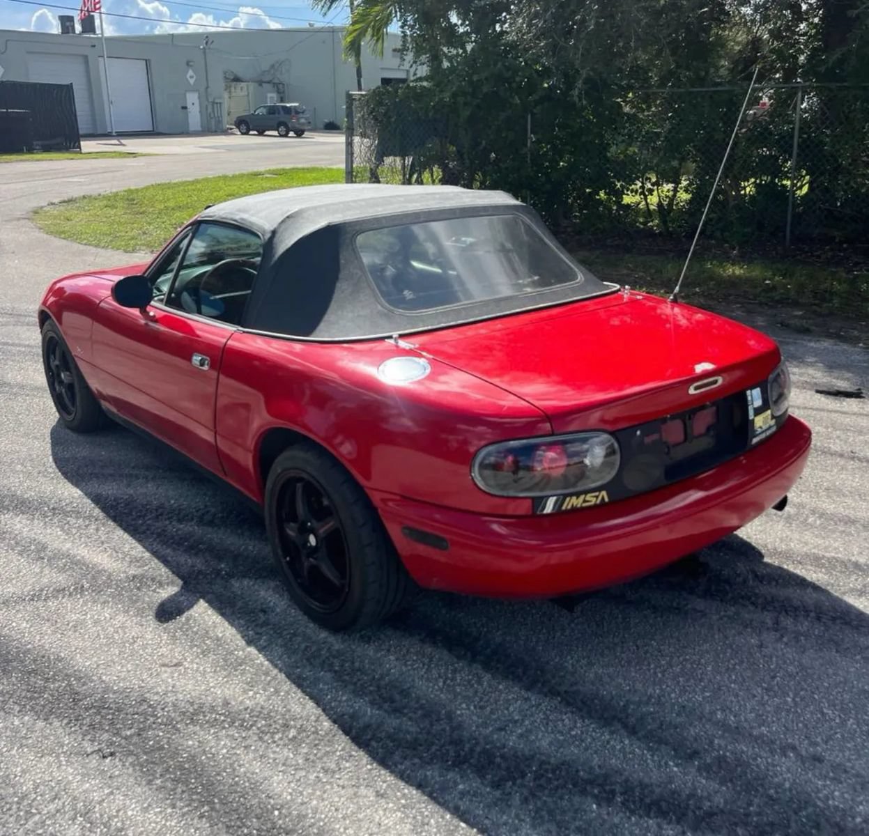 Used 1990 MAZDA MX-5 Miata RWD image 3