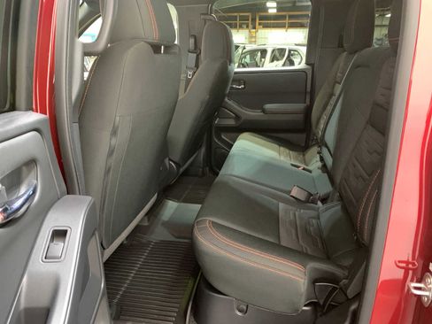 Used 2024 Nissan Frontier PRO-4X w/ Technology Package image 10