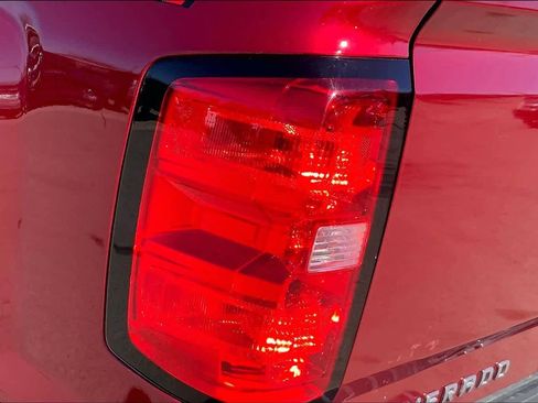 Used 2018 Chevrolet Silverado 2500 High Country w/ Duramax Plus Package image 29