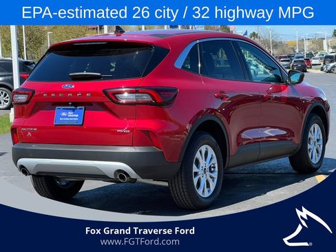 Certified 2023 Ford Escape Active AWD/4WD image 7
