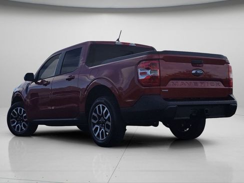 Used 2024 Ford Maverick Lariat image 6