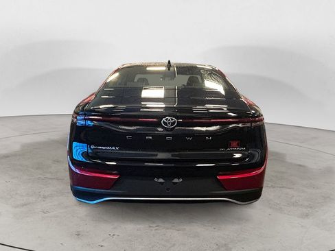 New 2026 Toyota Crown Platinum image 4