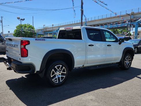 Used 2020 Chevrolet Silverado 1500 LT Trail Boss AWD/4WD image 5