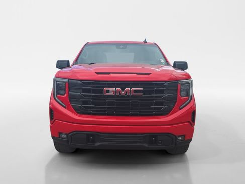Used 2022 GMC Sierra 1500 Elevation w/ X31 Off-Road Package AWD/4WD image 9