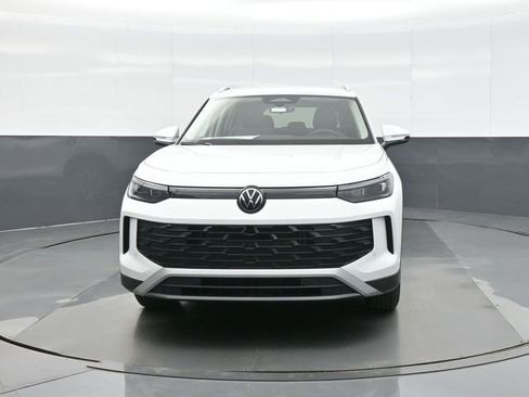 New 2026 Volkswagen Tiguan S image 2