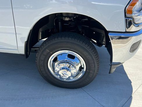 New 2024 RAM 3500 Tradesman image 10