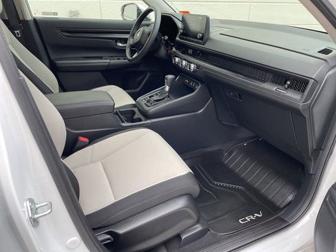 Certified 2023 Honda CR-V EX image 6