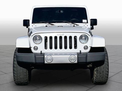 Used 2015 Jeep Wrangler Unlimited Sahara w/ Max Tow Package image 4