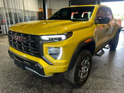 Used 2024 GMC Canyon AT4 AWD/4WD image 5