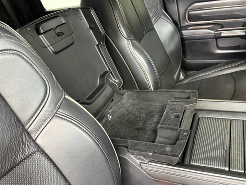 Used 2020 RAM 2500 Limited AWD/4WD image 32
