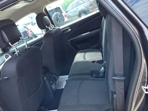Used 2016 Dodge Journey SE image 11