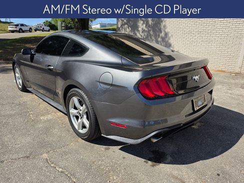 Used 2018 Ford Mustang Coupe RWD image 2