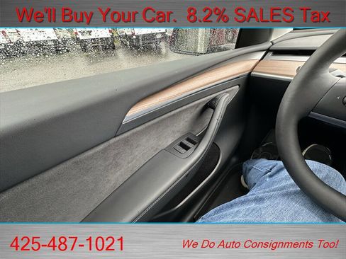Used 2024 Tesla Model Y Long Range AWD/4WD image 33