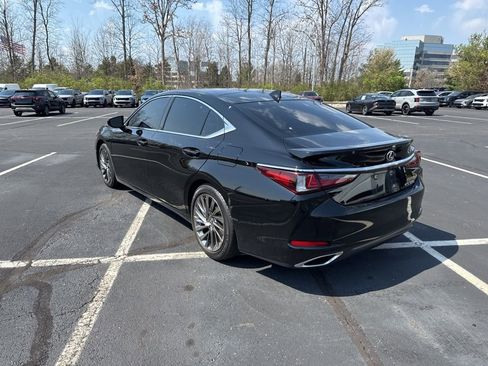 Used 2025 Lexus ES 350 Luxury w/ Accessory Package (Z1) image 4