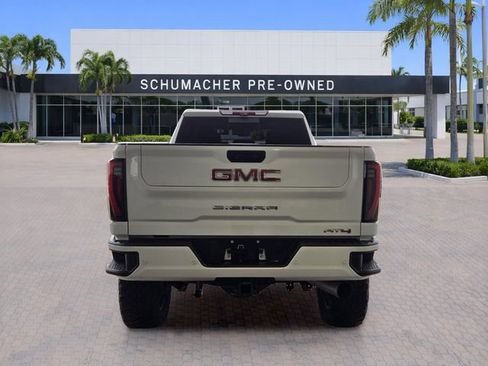Used 2024 GMC Sierra 2500 AT4 w/ AT4 Premium Plus Package AWD/4WD image 6