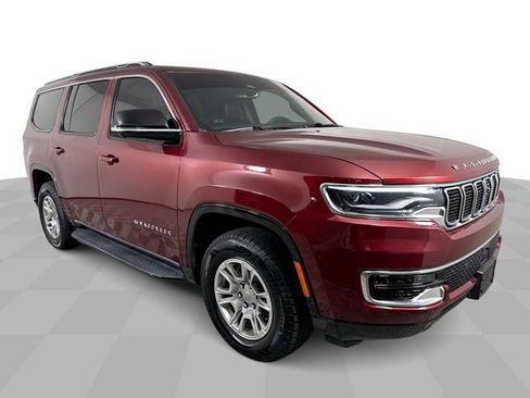 Used 2024 Jeep Wagoneer 4WD w/ Convenience Group I image 2