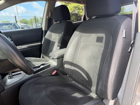Used 2010 Nissan Rogue S w/ 360 Degree Value Pkg FWD image 11