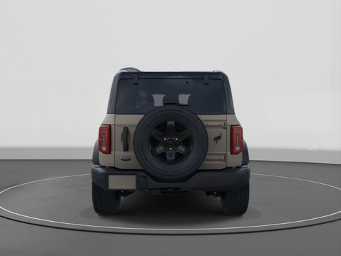 New 2025 Ford Bronco Outer Banks image 5