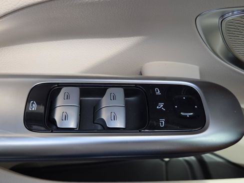 New 2026 Mercedes-Benz C 300 4MATIC Sedan image 33