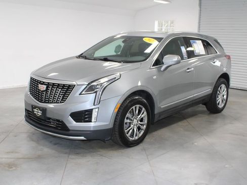 Used 2023 Cadillac XT5 Premium Luxury image 4