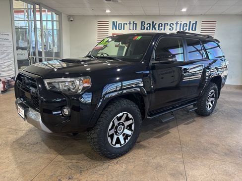 Certified 2024 Toyota 4Runner TRD Off-Road Premium w/ Moonroof Package AWD/4WD image 1