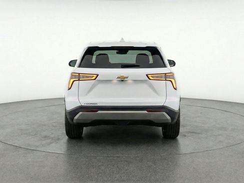 Used 2025 Chevrolet Equinox LT FWD image 7