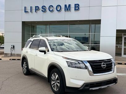 Used 2024 Nissan Pathfinder SL