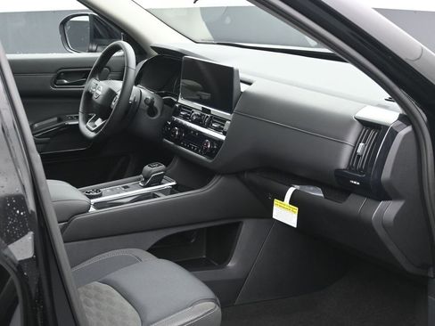 New 2026 Nissan Pathfinder SV AWD/4WD image 6